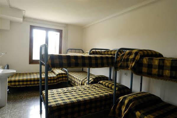 Auberge de jeunesse Xalet-Refugi U.E.C. à La Molina  Extérieur photo